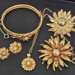 Flower Vintage Gold Tone Pearl Gold Filled Earrings Floral Jewelry Lot Bundle
